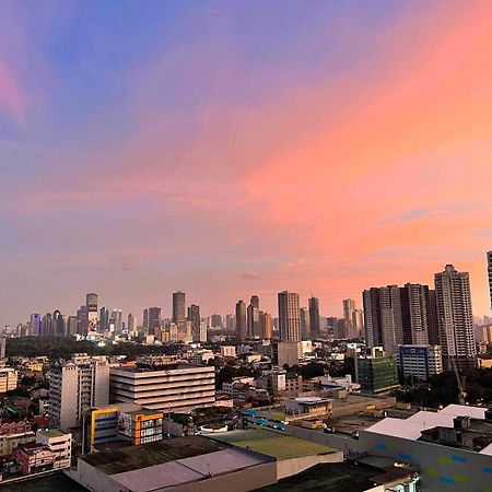 אפרטהוטל מנילה Manhattan Heights Towerb In Araneta Cubao 5Mins Walk To Smart Araneta מראה חיצוני תמונה