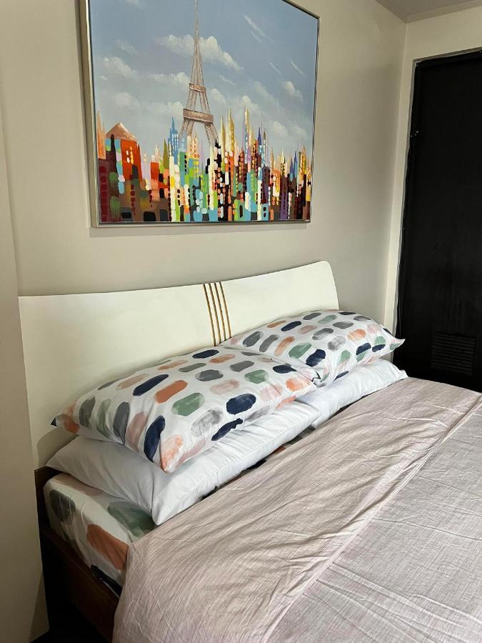 אפרטהוטל מנילה Manhattan Heights Towerb In Araneta Cubao 5Mins Walk To Smart Araneta מראה חיצוני תמונה